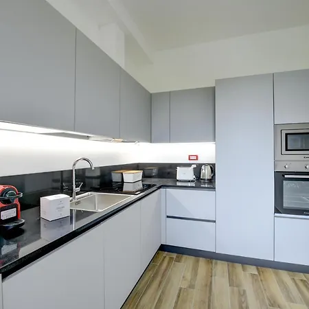 Desenzanoloft Official Partner Marriott Homes & - Palazzo Visconti Luxury דסנזאנו דל גארדה
