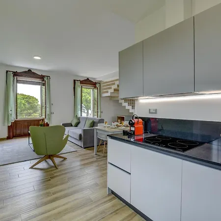 Desenzanoloft Official Partner Marriott Homes & - Palazzo Visconti Luxury דירה