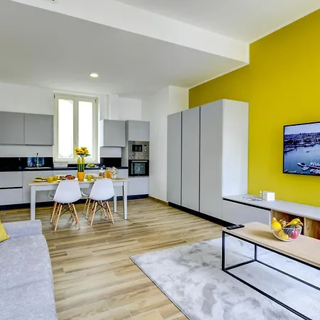Desenzanoloft Official Partner Marriott Homes & - Palazzo Visconti Luxury דירה דסנזאנו דל גארדה