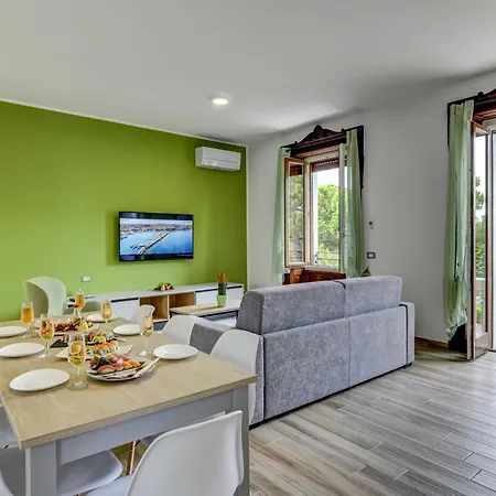 Desenzanoloft Official Partner Marriott Homes & - Palazzo Visconti Luxury דסנזאנו דל גארדה