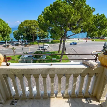 Appartement Palazzo Visconti Luxury Desenzanoloft Official Partner Homes & By Marriott Bonvoy *