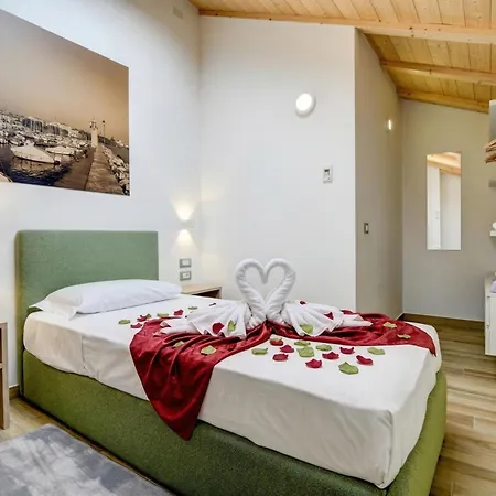 Palazzo Visconti Luxury Desenzanoloft Official Partner Homes & By Marriott Bonvoy Appartement